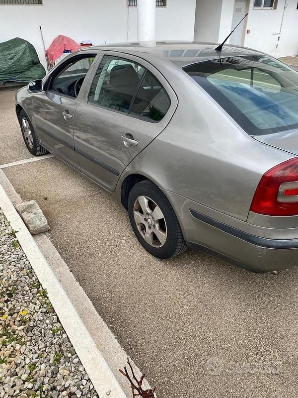 Gebraucht Skoda Octavia 105 PS (77 kW) 2006 Limousine