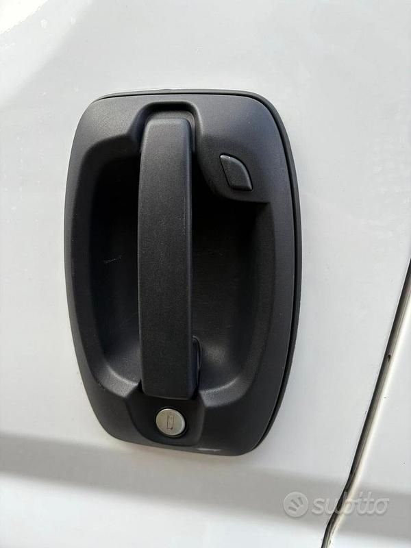Usata Fiat Ducato Lusso 140 CV (102 kW) 2023 Bianco Furgone