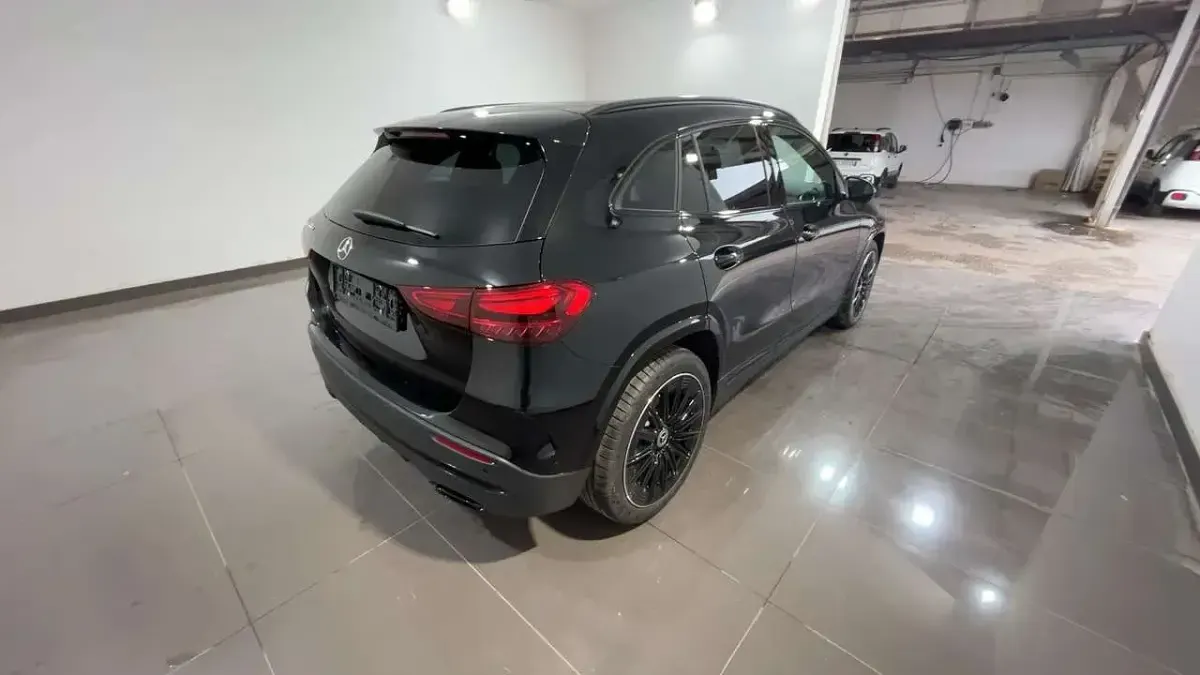 Nuova Mercedes GLA200 AMG line 150 CV (110 kW) 2026 Nero SUV