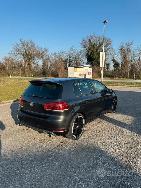 Usata VW Golf VI GTI 211 CV (155 kW) 2011 Nero Utilitaria