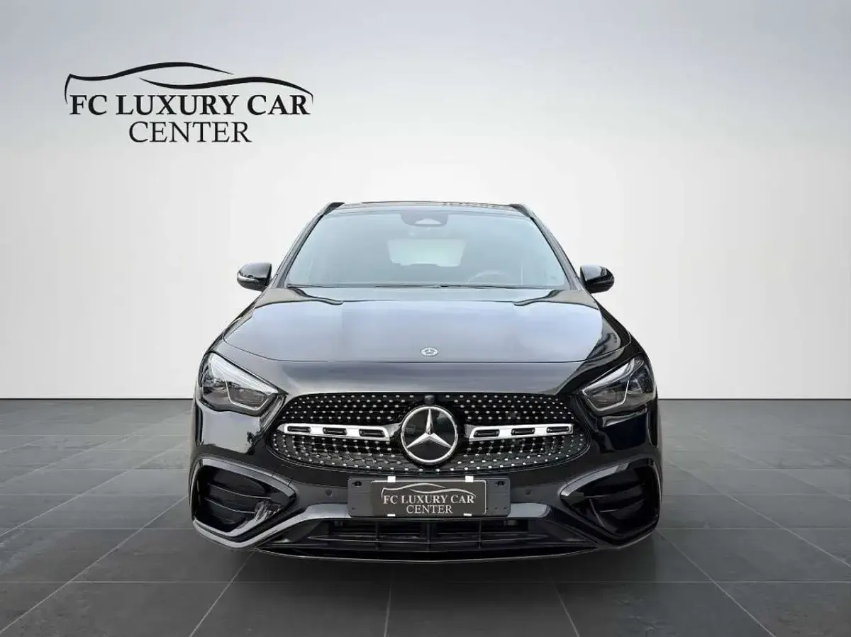 Usata Mercedes GLA200 AMG Line Premium 150 CV (110 kW) 2025 Nero cosmo met. SUV