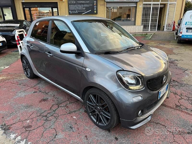 Usata Smart ForFour Brabus 90 CV (66 kW) 2018 Grigio Utilitaria
