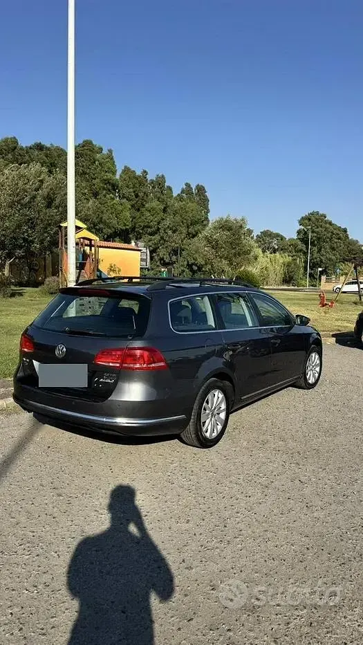 Usata VW Passat 140 CV (102 kW) 2011 Bluazzurro Station wagon