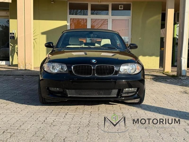 Usata BMW 120 176 CV (129 kW) 2009 Viola Utilitaria