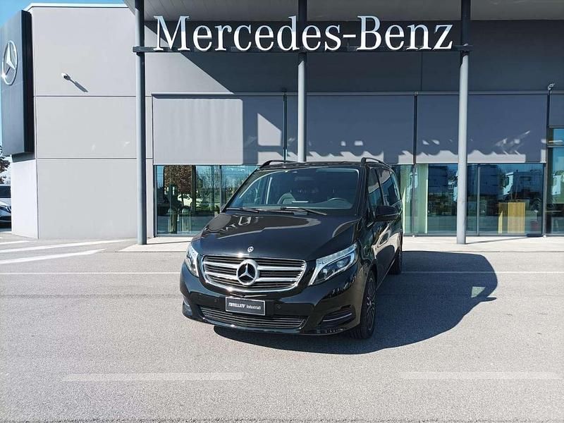 Usata Mercedes V250 Premium 190 CV (139 kW) 2020 Nero ossidania Monovolume