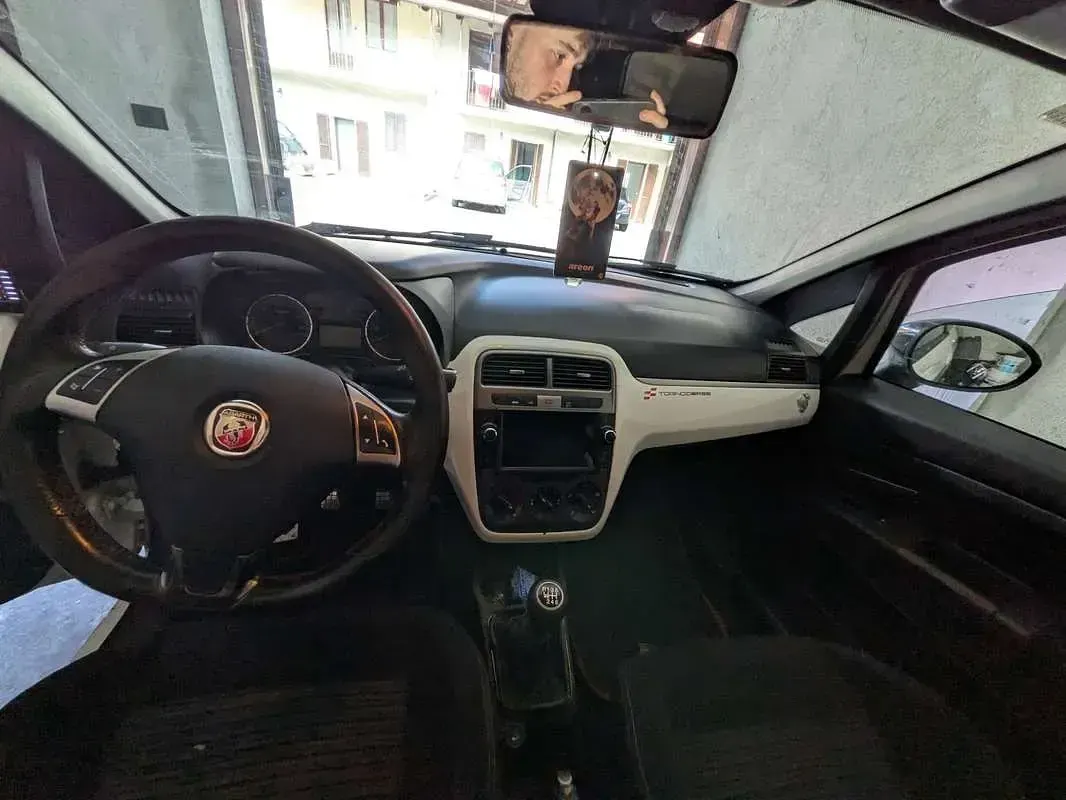 Usata Abarth Grande Punto 155 CV (114 kW) 2008 Bianco Utilitaria
