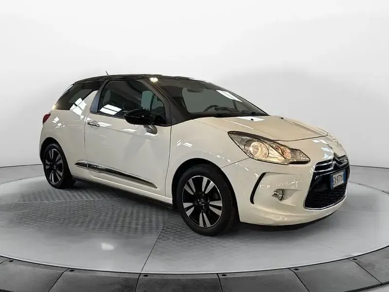 Usata DS Automobiles DS3 So Chic 82 CV (60 kW) 2014 Utilitaria