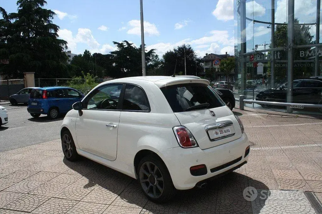 Begagnad Fiat 500 S 69 HK (50 kW) 2016 Vit Halvkombi
