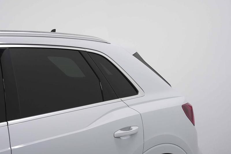 Usata Audi Q3 S-Line 150 CV (110 kW) 2024 Bianco SUV