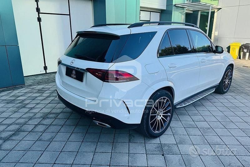 Usado Mercedes GLE400 Premium Plus 330 CV (242 kW) 2022 Blanco Familiar