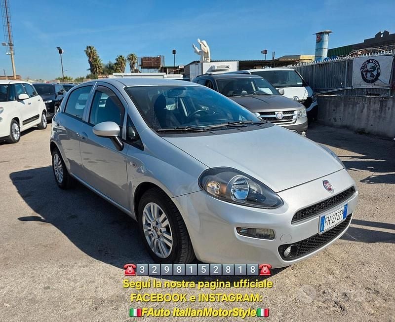 Usata Fiat Punto Street 95 CV (69 kW) 2017 Grigio Utilitaria
