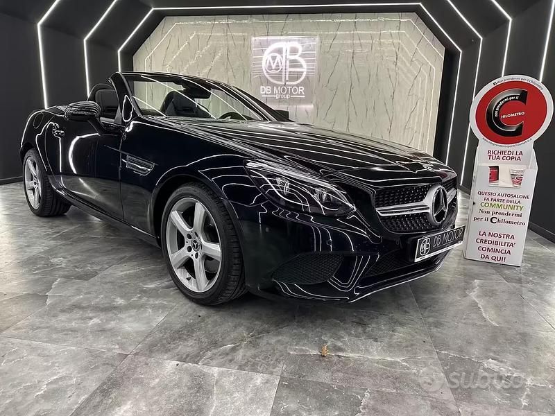 Usata Mercedes SLC200 184 CV (135 kW) 2018 Nero Cabrio