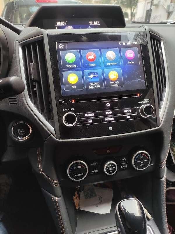 Usata Subaru XV 114 CV (83 kW) 2019 Grigio SUV