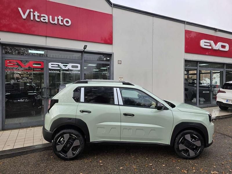 Nuova Fiat Grande Panda La Prima 101 CV (74 kW) 2025 Verde Utilitaria