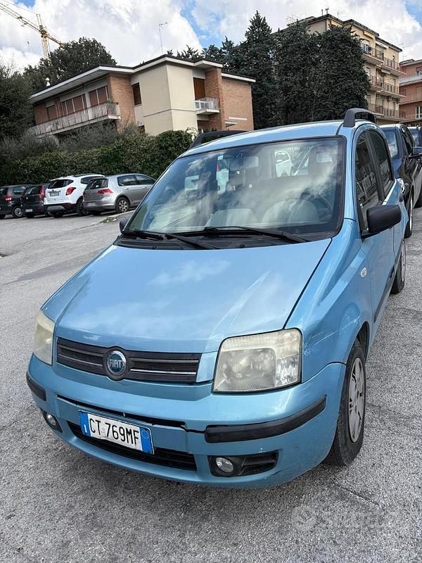 Usata Fiat Panda 30 CV (22 kW) 2005 Blu Utilitaria