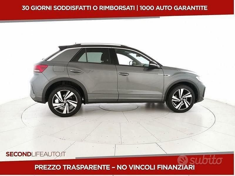 Usata VW T-Roc R-line 150 CV (110 kW) 2024 Grigio SUV