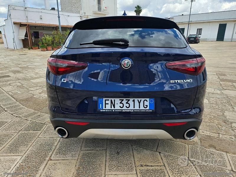 Usata Alfa Romeo Stelvio 210 CV (154 kW) 2018 Blu SUV