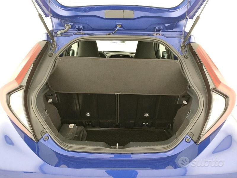Usata Toyota Aygo X Active 72 CV (52 kW) 2025 Blu SUV