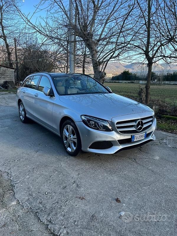 Usata Mercedes C220 170 CV (125 kW) 2015 Grigio Station wagon