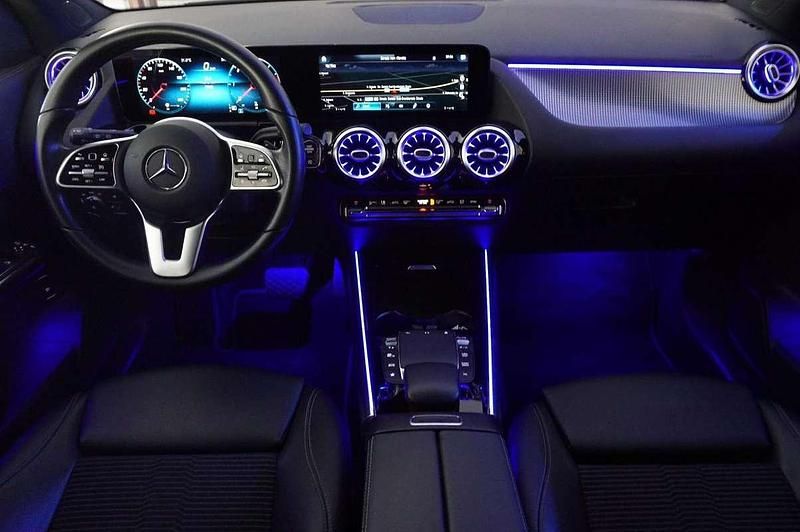 Usata Mercedes GLA180 Business 116 CV (85 kW) 2020 Nero SUV