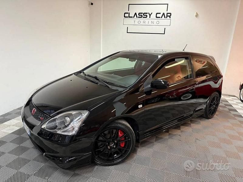 Usata Honda Civic Type R 200 CV (147 kW) 2003 Nero Berlina