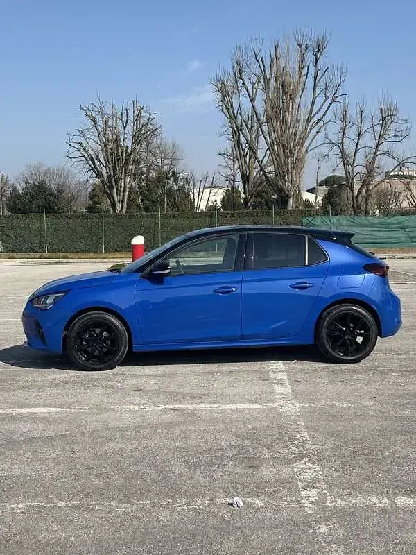 Usata Opel Corsa Edition 75 CV (55 kW) 2021 Blu/azzurro Utilitaria