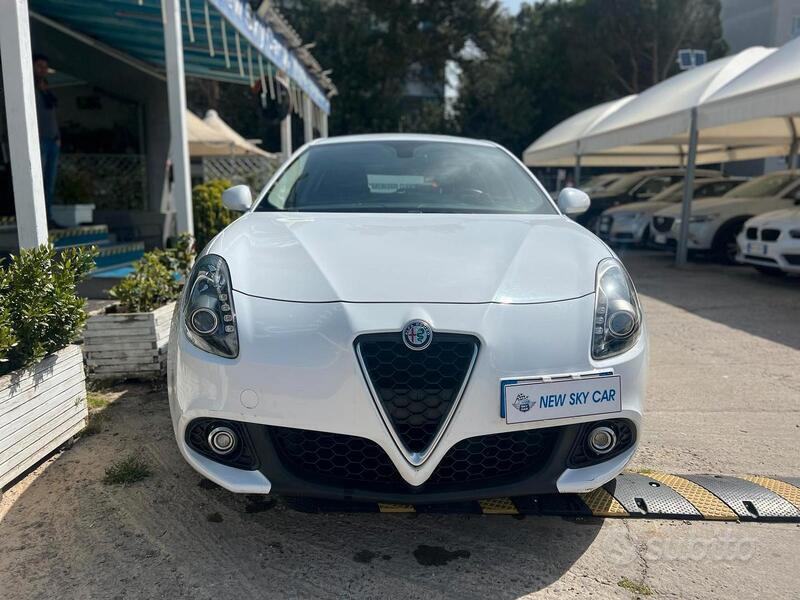 Usato 2016 Alfa Romeo Giulietta 1.6 Diesel 120 CV (13.500 €)