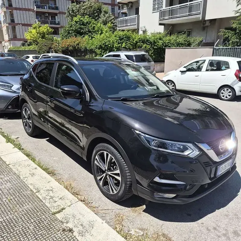Usata Nissan Qashqai N-Connecta 131 CV (96 kW) 2017 SUV