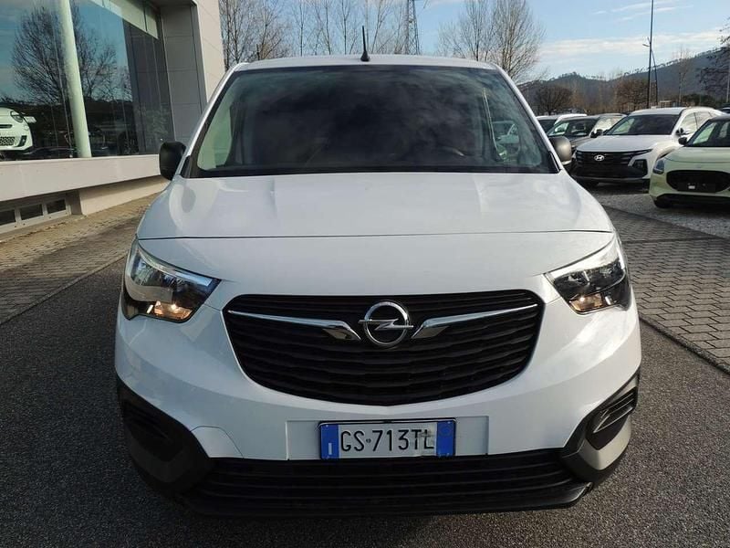 Occasion Opel Combo 102 ch (75 kW) 2024 Blanc Monospace