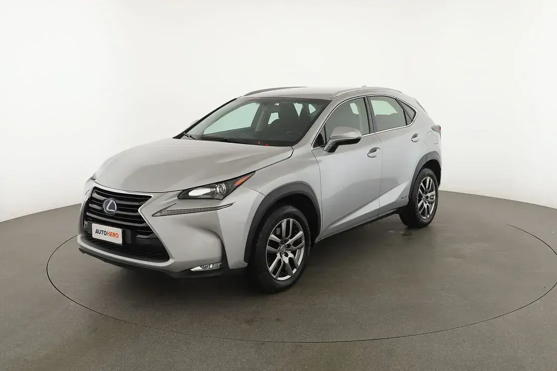 Usata Lexus NX300h E-FOUR Executive Line 197 CV (144 kW) 2017 SUV