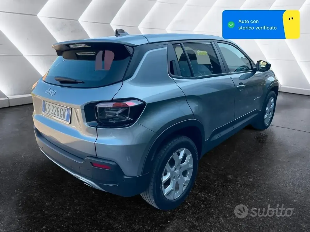 Usata Jeep Avenger Altitude 101 CV (74 kW) 2024 Grigio SUV