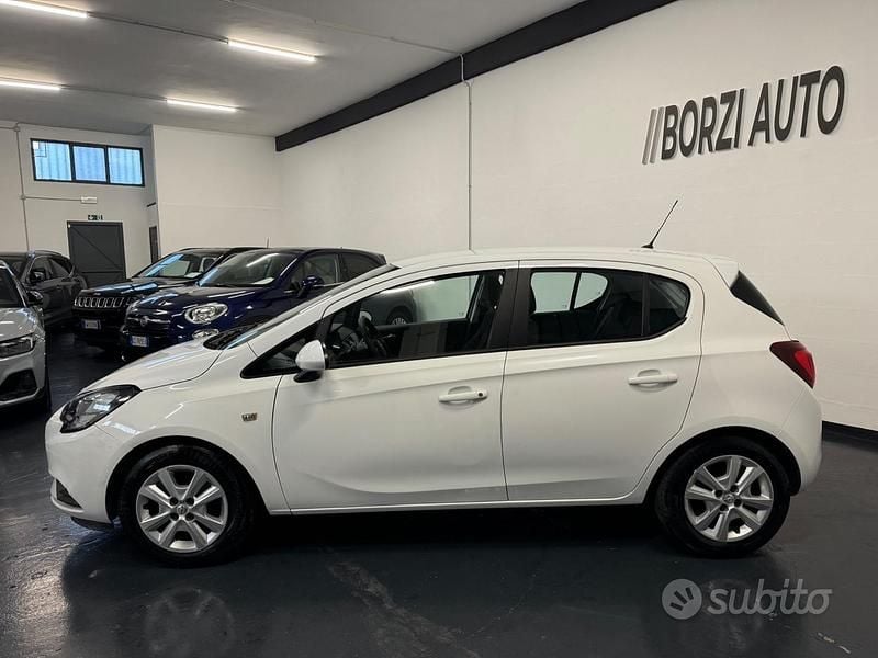 Usata Opel Corsa Cosmo 70 CV (51 kW) 2016 Bianco Utilitaria