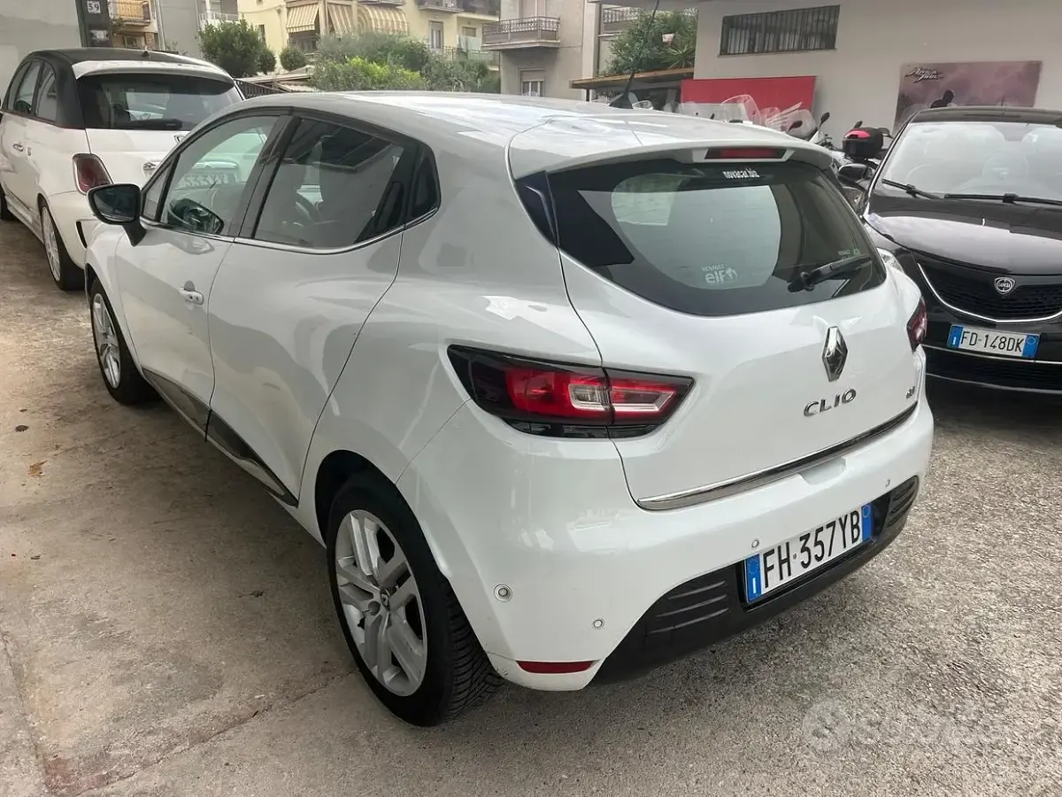 Usata Renault Clio IV 90 CV (66 kW) 2017 Bianco Berlina