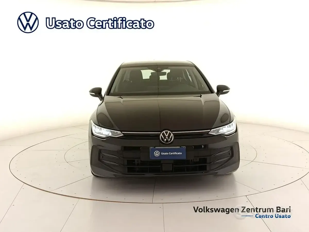 Usata VW Golf VIII Life 115 CV (84 kW) 2025 Nero Berlina