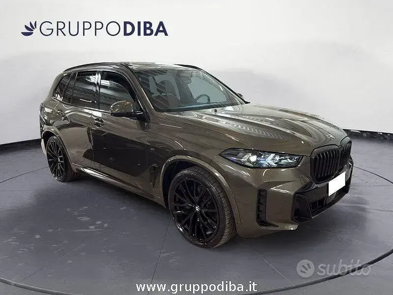 Usata BMW X5 M Sport 286 CV (210 kW) 2025 Grigio SUV