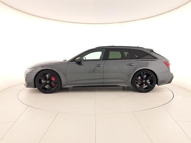 Usata Audi RS6 Ambiente 600 CV (441 kW) 2021 Grigio daytona perla Station wagon