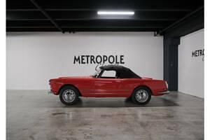 Usata Alfa Romeo 2000 116 CV (85 kW) 1960 Rosso Cabrio