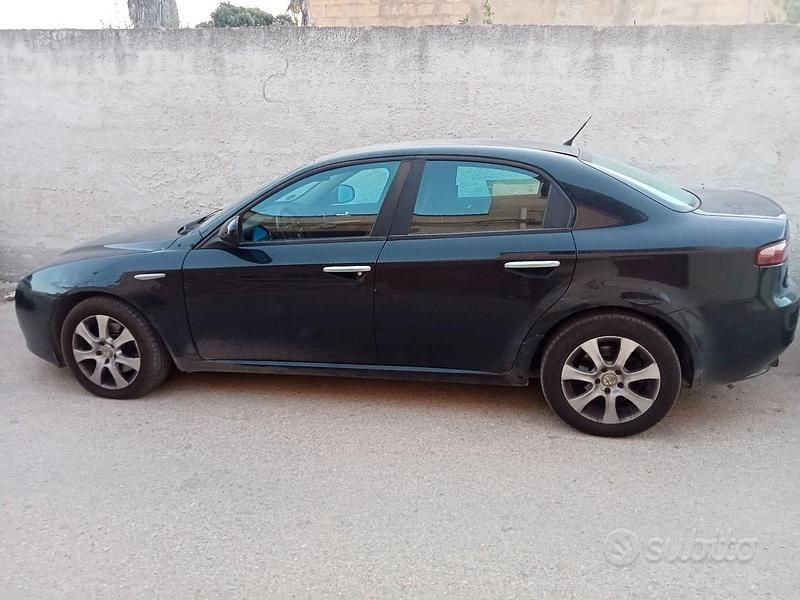 Usata Alfa Romeo 159 150 CV (110 kW) 2009 Nero Berlina