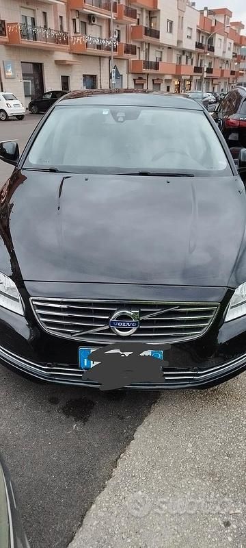 Usata Volvo V70 Summum 181 CV (133 kW) 2015 Nero Station wagon