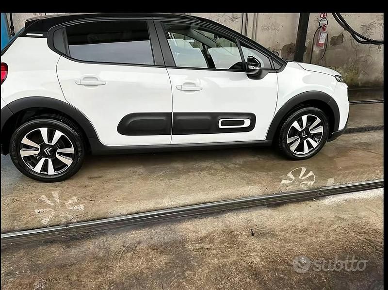 Usata Citroën C3 110 CV (80 kW) 2022 Bianco Utilitaria
