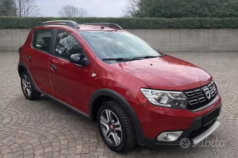 Usata Dacia Sandero Stepway 90 CV (66 kW) 2020 Rosso Berlina