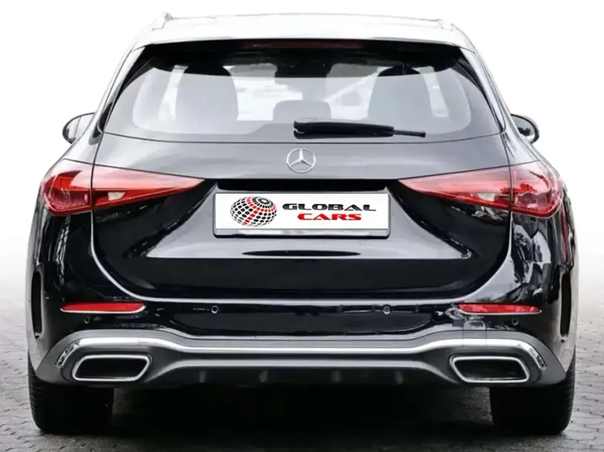 Usata Mercedes C300 AMG Line Premium Plus 265 CV (194 kW) 2025 Nero Station wagon