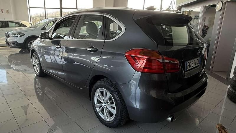 Usata BMW 218 Active Tourer Luxury Line 150 CV (110 kW) 2016 Grigio Monovolume