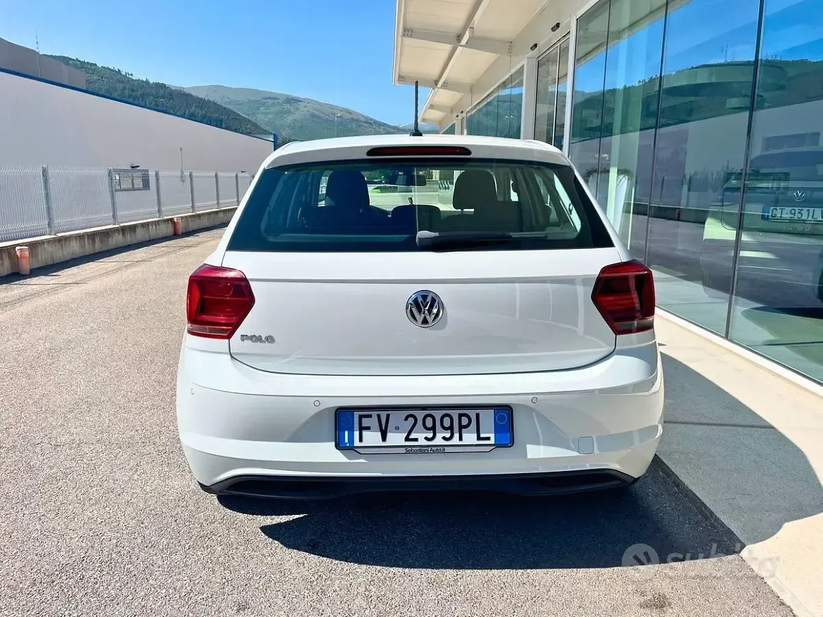 Używany VW Polo Comfortline 80 KM (58 kW) 2019 Biały Hatchback