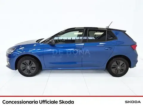 Usata Skoda Fabia Selection 95 CV (69 kW) 2025 Blu race metallizzato / tetto Utilitaria