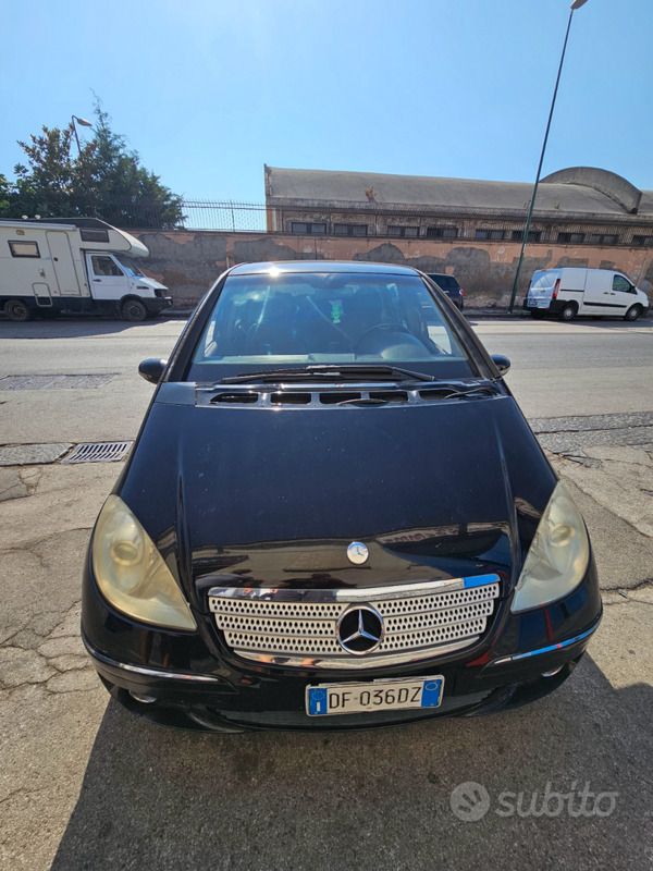 Usata Mercedes A180 110 CV (80 kW) 2006 Nero Monovolume