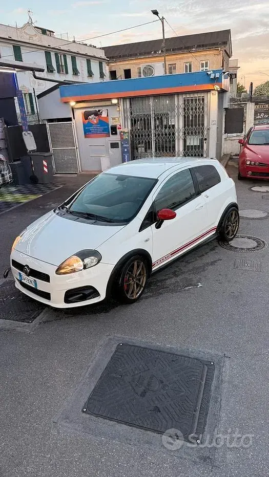 Usata Abarth Punto 155 CV (114 kW) 2009 Bianco Utilitaria