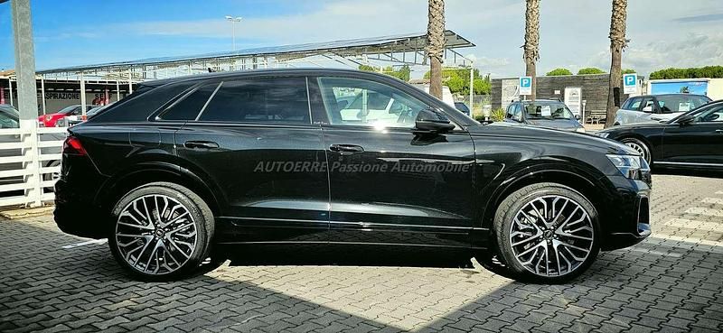 Nuova Audi Q8 S-Line 286 CV (210 kW) 2026 Nero SUV