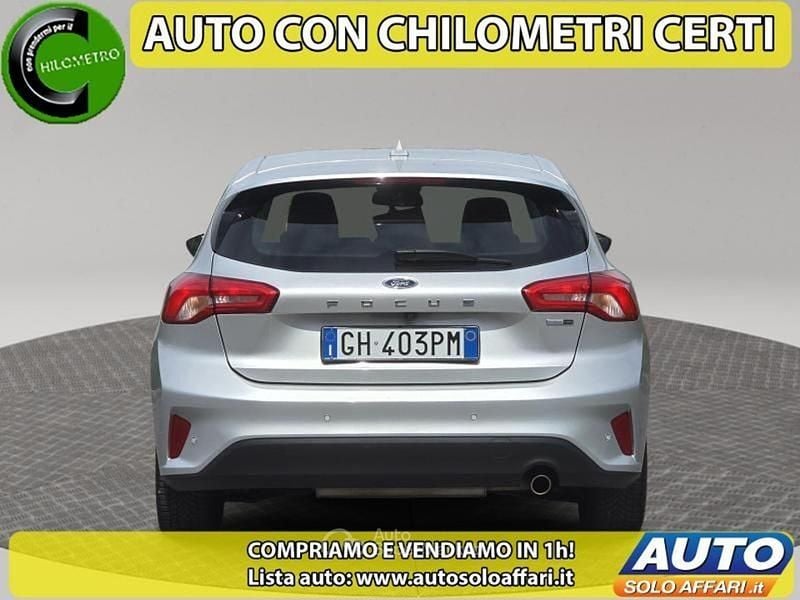 Usata Ford Focus 125 CV (91 kW) 2021 Grigio Berlina