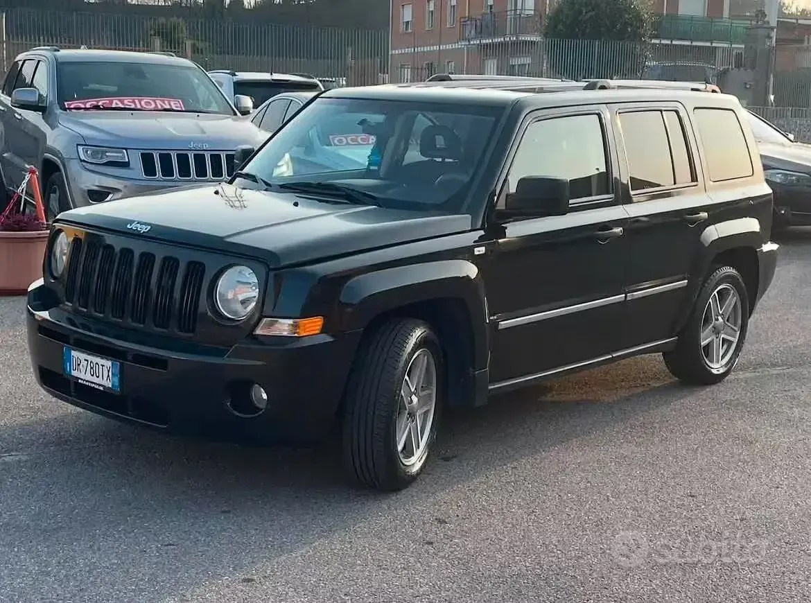 Usata Jeep Patriot Limited 140 CV (102 kW) 2008 SUV